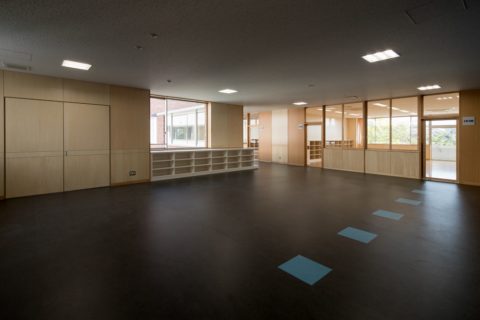 桜井中学(室内1)